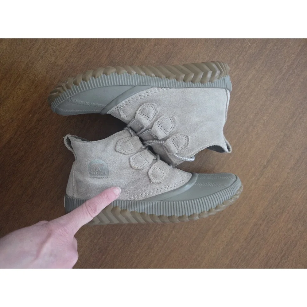 Sorel Out N About Duck Boots Women's‎ 7 Taupe/grey Waterproof